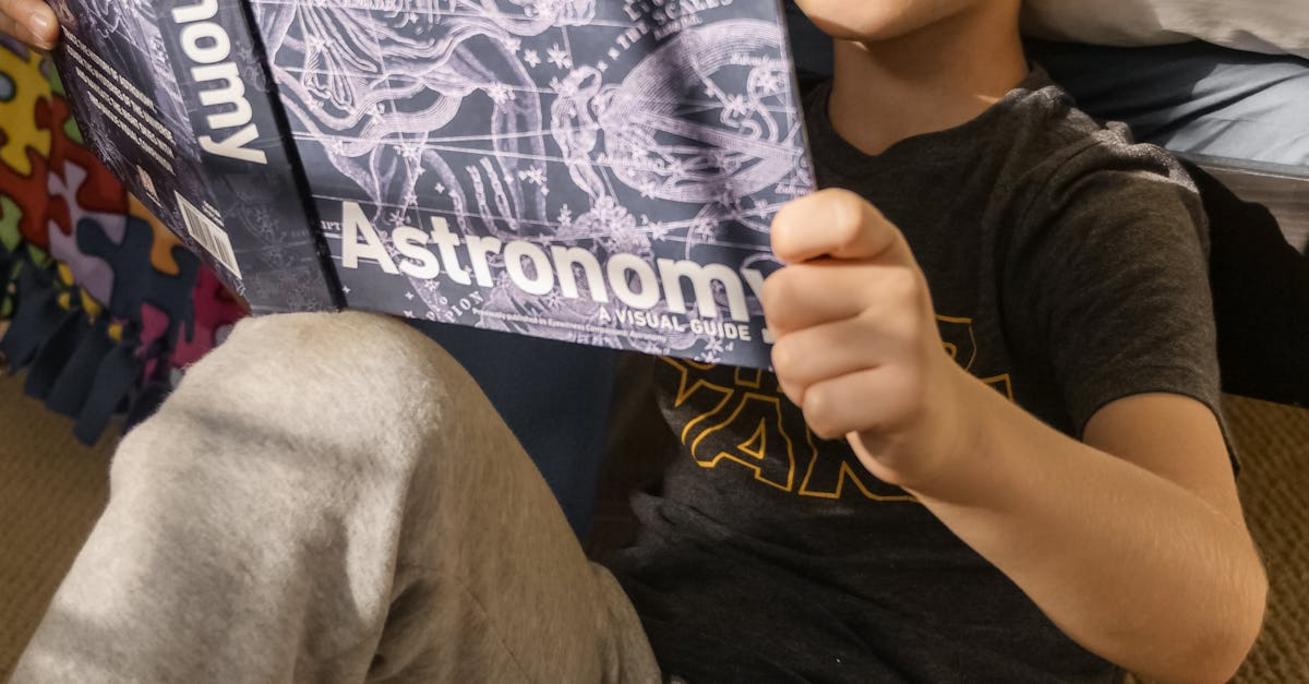 Układ słoneczny: fascynujące fakty o planetach i ich ruchu
