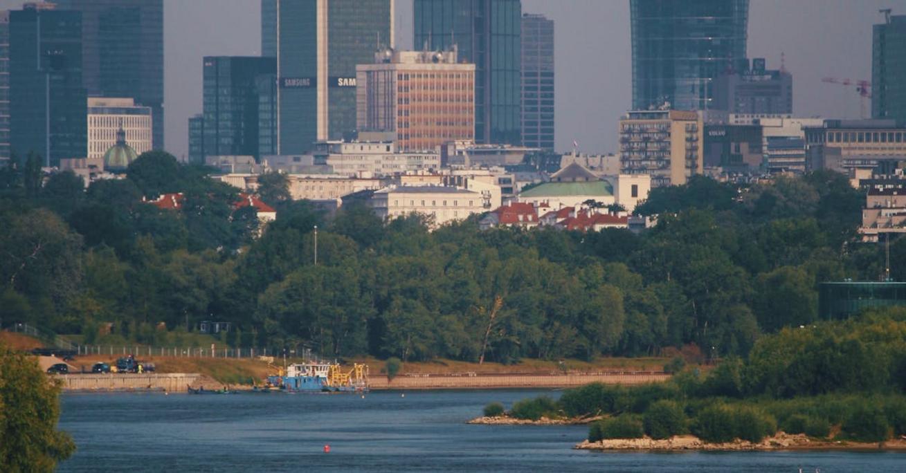 Największe miasto w Polsce – poznaj unikalne cechy Warszawy