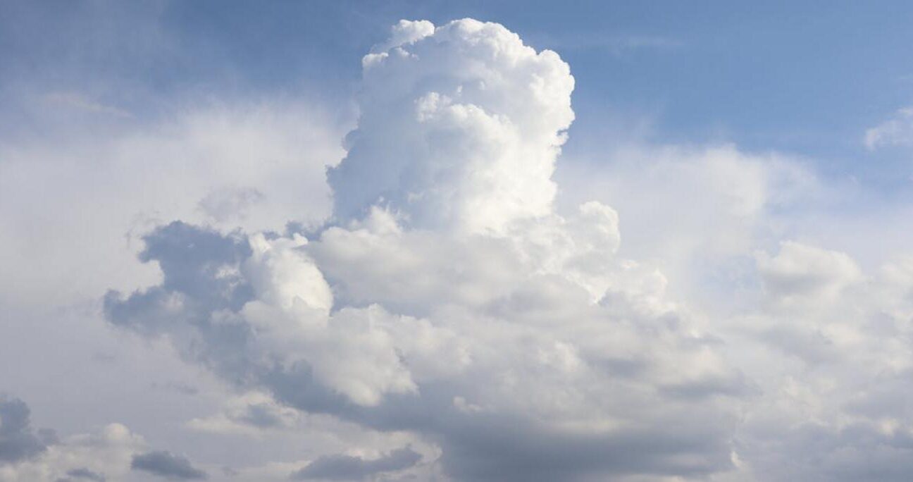 Rodzaje chmur i ich charakterystyczne cechy w atmosferze